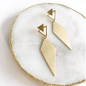 ทองเหลืองเสร็จสิ้นรูปทรงเรขาคณิตกระดุมออกแบบต่างหูสำหรับผู้หญิงขายส่งเครื่องประดับ - Product Image 1