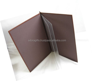 Cubierta de menú de varios paneles, cubierta de menú de cuero genuino con provisión para sostener 4 tarjetas de menú - Product Image 1