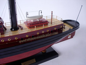Brooklyn Tug Boat Modelo de artesanía con acabado de madera Novedad Modelo de madera Barco Regalo - Product Image 3