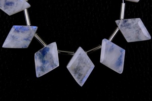 Natural <b>Rainbow</b> Moonstone Blue Fire Faceted Kite Shape Gemstone Wholesale Briolette Beads Manufacturer Genuine High Quality - Product Image 2
