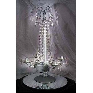 Candélabre moderne en cristal antique fait à la main mariage de fleurs de style européen bougeoir conique en aluminium gaufré moderne - Product Image 1