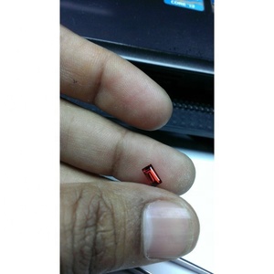 อัญมณีทรงหลวมตัดโกเมนสีแดงธรรมชาติทรงเหลี่ยมขนาด3X6mm - Product Image 2