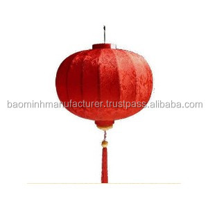 Lanternes en soie de Hoi An vietnamiennes aux motifs colorés et variés - Product Image 5
