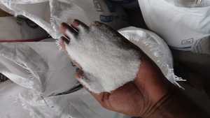 Sable de silice à mailles fines en quartz blanc naturel pour l'exportation en vrac pour le marquage du gazon - Product Image 6