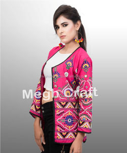 Veste Kutch élégante pour femmes designer indien broderie travail bohème respirant écologique grande taille vêtements de fête d'hiver - Product Image 1