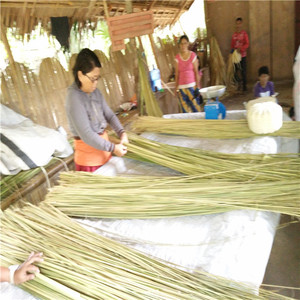 หญ้าราฟเฟอร์จากมาดากัสการ์จากฟิลิปปินส์วัสดุจากกระดาษธรรมชาติขนาด10มม. 4มม. ข้อมูลจำเพาะลวดลายหมวกม้วนบรรจุภัณฑ์ดอกไม้ - Product Image 5