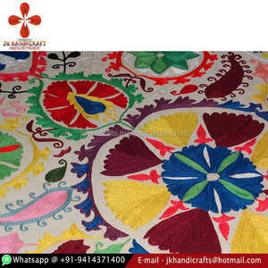 Vente en gros de tapisserie décorative bohème Suzani Hippie ouzbek brodée à la main - Product Image 4