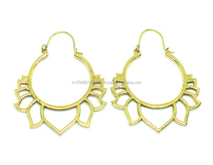 Boucles d'oreilles en laiton bohème Lotus Design bijoux tribaux indiens pour mariages fêtes cadeaux fiançailles inspirés des styles ethniques - Product Image 2
