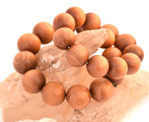 ลูกปัดไม้สไตล์กูรูสำหรับการฝึกทางจิตวิญญาณลูกปัดทำจากไม้จันทน์สำหรับผู้ที่นับถือศาสนาฮินดู - Product Image 1