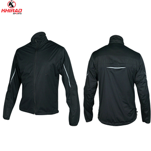 เสื้อกันฝนแบบมืออาชีพพร้อมฮู้ดกันน้ำพร้อมฝากระโปรงหน้าดีไซน์ทนทานตกแต่งโลโก้อย่างมีสไตล์สำหรับวันฝนตก - Product Image 2