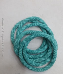 Bracelets de perles de verre unisexes fabriqués au Népal Bracelets à motif ethnique classique Forme numérique Bracelets de fêtes de mariage à la mode - Product Image 5