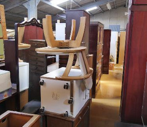 <b>Used</b> Furniture From Japan High Quality, Low Price and Fast Delivery Japanese Supplier exporter wholesales - Product Image 3