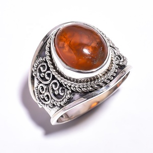 Bague de réglage de lunette en ambre de forme ovale en argent sterling 925 bijoux de mariage attrayants exportés d'Inde pour les fiançailles - Product Image 1