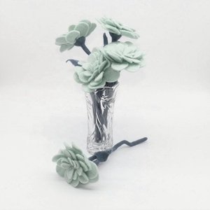 Fleurs en feutre de laine NZ écologique feutrées à la main par des femmes népalaises pour la décoration de la maison et les cadeaux artisanaux souvenirs - Product Image 6