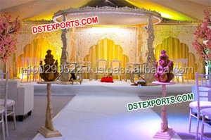 Mandap en bois sculpté pour mariage indien, avec six colonnes en forme de paon, pour la décoration de mariage au Canada - Product Image 2