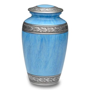 Urnes de crémation en métal faites à la main de vente chaude nouvelle urne funéraire urne gravée en aluminium pour garder les cendres humaines adultes - Product Image 1