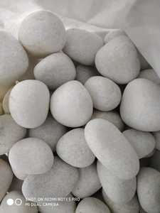 Vente en gros de galets de marbre blanc laiteux, galets naturels modernes pour le pavage, aménagement paysager, décoration de salon extérieur - Product Image 6
