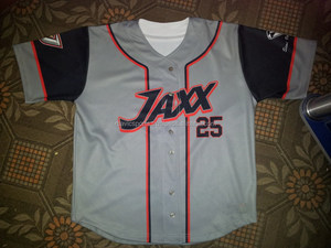 Maillot de baseball personnalisé entièrement boutonné, 100 % polyester, respirant et léger, sublimation intégrale - Product Image 4