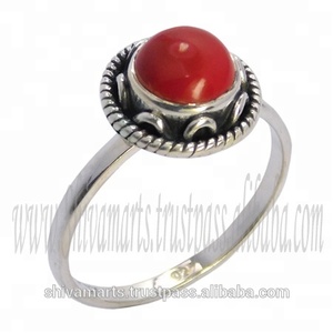 Hermoso anillo de piedras preciosas de coral rojo Aniversario de bodas Festival Fiesta Desgaste Joyería Eternidad Anillos Vermeil - Product Image 2