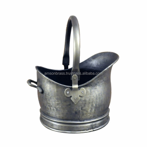 Limpieza herramientas Peltre antiguo casco de carbón cubo - Product Image 1
