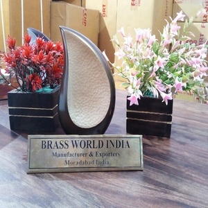 โกศศพหยดน้ำตาโดย Brassworld อินเดีย - Product Image 4