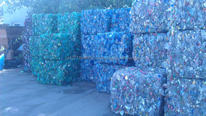 Fournisseur d'usine, flocons de polyuréthane transparents à 100%, résine plastique recyclée écologique optimale, lavée à chaud, applications de moulage - Product Image 4