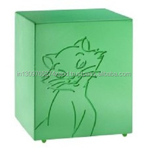 Urna Funeraria de Metal para Mascotas, Estilo Americano, Marca Brassworld India, Artículos Funerarios Premium Hechos en India - Product Image 1
