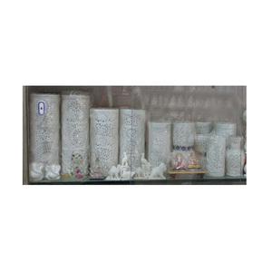 Portavelas Decorativos de Piedra de Savia Tallados a Mano de la India - Product Image 1