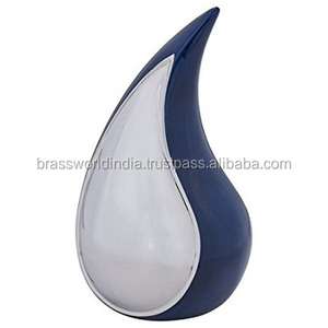 Brassworld Inde en forme de larme en laiton adulte urne funéraire de qualité supérieure fournitures funéraires - Product Image 2
