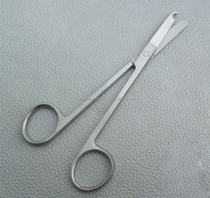 กรรไกรตัดผ้าสำหรับห้องผ่าตัดในโรงพยาบาลกรรไกรงานเย็บตะเข็บสำหรับห้องผ่าตัดในโรงพยาบาลทำจากสแตนเลสที่ดีที่สุด - Product Image 3