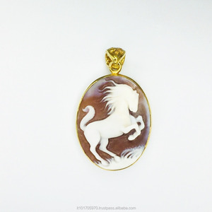 Haute qualité 925 argent Sterling Sardonix coquille camée à la main Animal Design plaqué or pendentifs à breloque pour cadeaux - Product Image 1