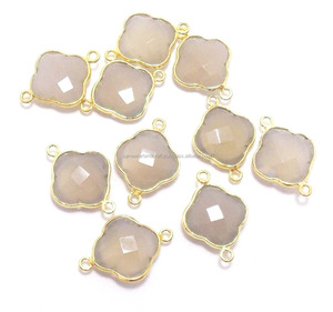 24K chapado en oro hermosa Calcedonia gris 12X12mm facetado trébol bisel piedra de nacimiento Boho conector para joyería de declaración - Product Image 1