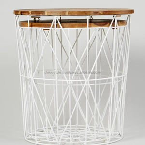 Table d'appoint en bois - Product Image 1