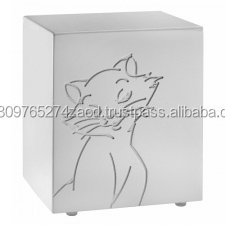 Urna Funeraria de Metal para Mascotas, Estilo Americano, Marca Brassworld India, Artículos Funerarios Premium Hechos en India - Product Image 2