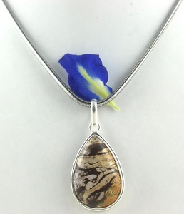 92.5 Sterling <b>Silver</b> <b>Top</b> Quality Smooth Pear Shape Natural Landscape Jasper Gemstone Charm Pendant Wholesale - Product Image 3