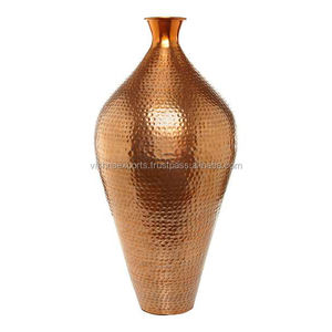 แจกันโลหะตกแต่งพื้นขนาดใหญ่ทุบ - Product Image 1