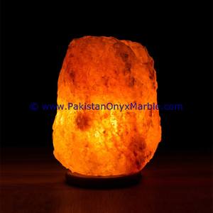 Lampe de sel 100% cristal himayen naturel du Pakistan, 2-3 kg, fait avec des cristaux roses purs - Product Image 2