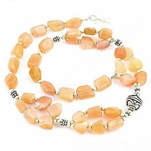 แฮนด์เมดธรรมชาติรอบลูกพีชมูนสโตนสร้อยคอแท้สีส้มเงินอัญมณีเครื่องประดับของขวัญวันเกิด - Product Image 1
