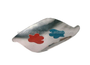 Plats de service en aluminium gaufré en métal Assiettes Ligne gaufré Plat en aluminium coulé Argenté Fini antique - Product Image 5