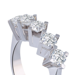 Anillo de Fiesta con Cinco Diamantes Redondos Reales de 1/2 TCW para Mujer, Oro Blanco de 14K |   Elegante Anillo de Boda de Aniversario para Mujer, Regalo - Product Image 4