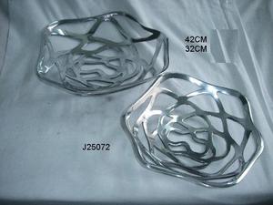 Bol à fruits moderne en fonte d'aluminium miroir vaisselle de table polonaise décoration de la maison avec motifs abstraits matériau métallique - Product Image 3
