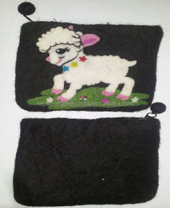 กระเป๋าใส่เหรียญขนาดเล็กคุณภาพสูงสำหรับเด็กผู้หญิงทำด้วยมือผ้าขนสัตว์มีซิปหนังแฟชั่นดีไซน์รูปแกะขนาดเล็ก - Product Image 1