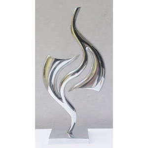SCULPTURE en métal doré, décoration de TABLE ou de noël - Product Image 1