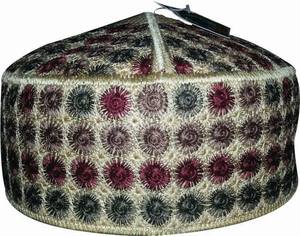 Kufis Kufi Koofi Kofi, Gorros Musulmanes para Niños, Gorro de Oración Multicolor, Gorro Kufi de Punto Abierto Color Gris para Hombre - Product Image 3