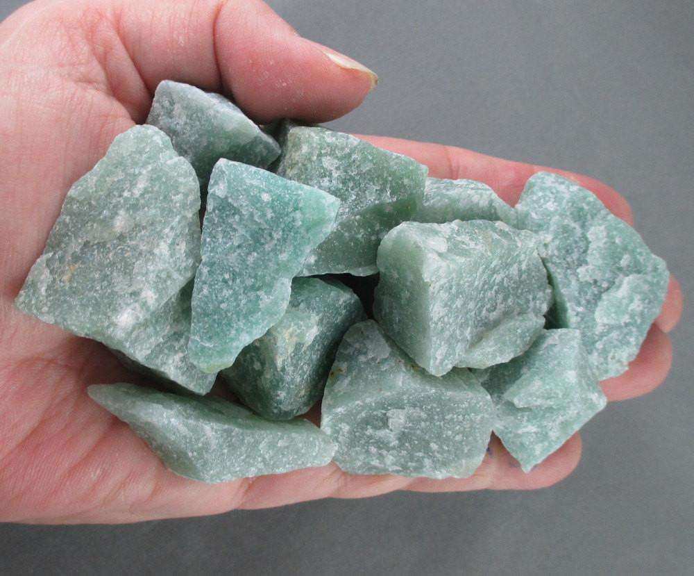 Wholesale Natural Green Jade High Quality Rough Specimens