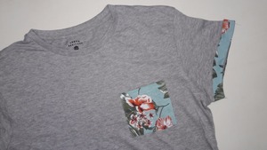 Camiseta con bolsillo en el pecho para hombre de Bangladesh Stock de ropa para la temporada de primavera - Product Image 2