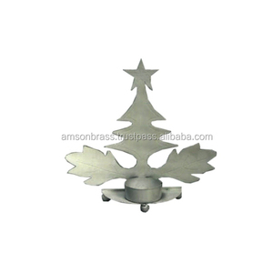 Candelero decorativo Portavelas de diseño de lujo Acabados blancos Diseño de árbol de Navidad - Product Image 1