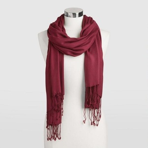 Chal Largo de Viscosa para Niñas, Bufanda de Moda para Invierno, Pashmina Cálida de Color Puro, Diseño Multiusos - Product Image 4