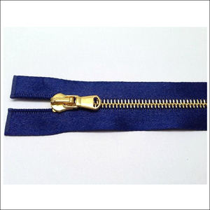 Cremallera de metal de extremo abierto No.10 de alta calidad para bolsos - Product Image 6