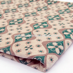Tela de Voile 100% Algodón con Estampado Floral Bagru para la Confección de Lencería, Vestidos y Ropa para Mujer y Niña - Ecológica, Hecha a Mano en India - Product Image 5